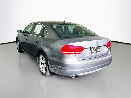 2013 Volkswagen Passat 2.5 SE