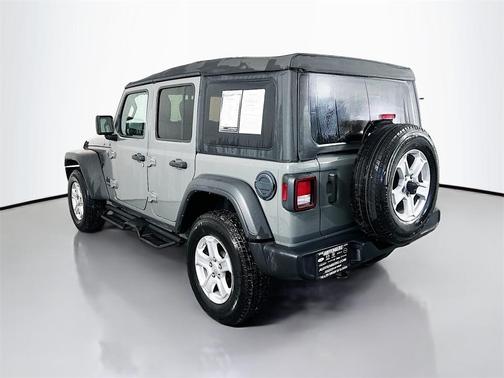 2022 Jeep Wrangler Unlimited Sport