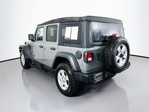 2022 Jeep Wrangler Unlimited Sport