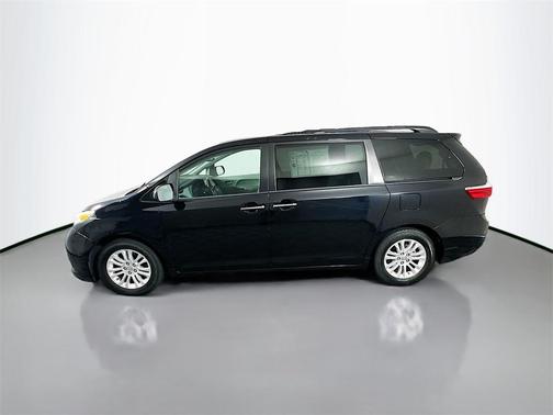 2016 Toyota Sienna L
