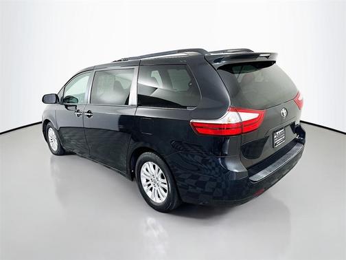 2016 Toyota Sienna L