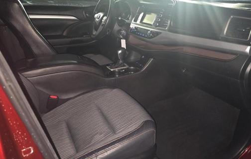 2015 Toyota Highlander LE Plus