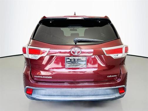 2015 Toyota Highlander LE Plus