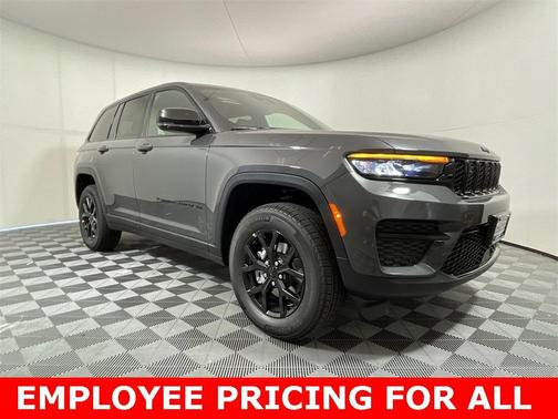 2025 Jeep Grand Cherokee Laredo