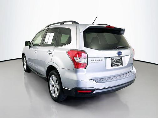 Ice Silver Metallic 2015 Subaru Forester 2.5i Limited