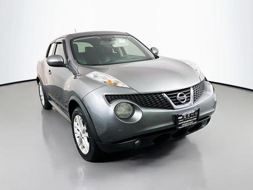 Gun Metallic 2014 Nissan Juke SL