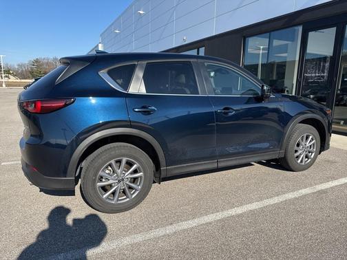 2023 Mazda CX-5 2.5 S Preferred Package