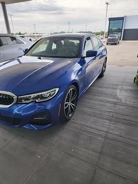 2019 BMW 330 i xDrive