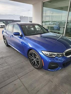 2019 BMW 330 i xDrive