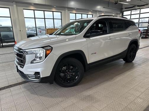 2022 GMC Terrain AT4