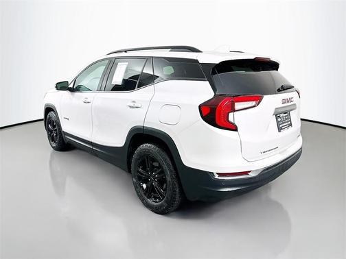 2022 GMC Terrain AT4