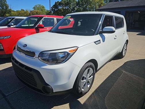 2016 Kia Soul Base