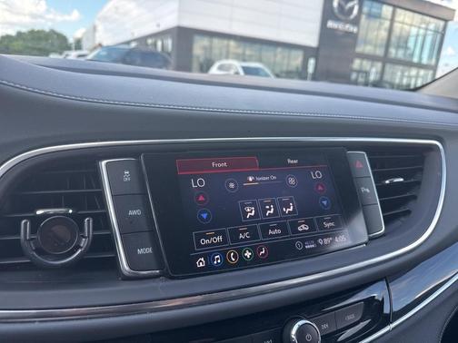 2020 Buick Enclave Essence
