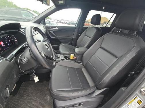 Pyrite Silver Metallic 2019 Volkswagen Tiguan 2.0T SEL R-Line Black