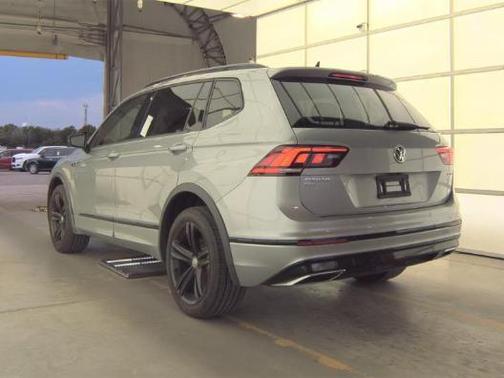 Pyrite Silver Metallic 2019 Volkswagen Tiguan 2.0T SEL R-Line Black