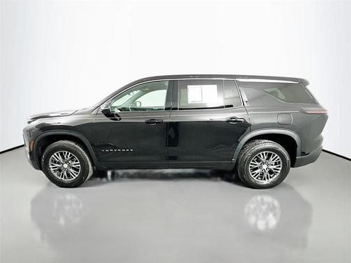 2024 Chevrolet Traverse LS