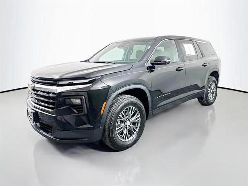 2024 Chevrolet Traverse LS