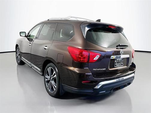 2020 Nissan Pathfinder Platinum
