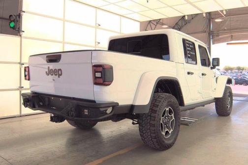 Bright White Clearcoat 2022 Jeep Gladiator Mojave