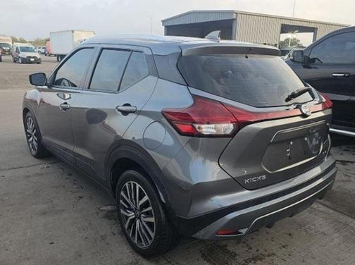 2021 Nissan Kicks SV