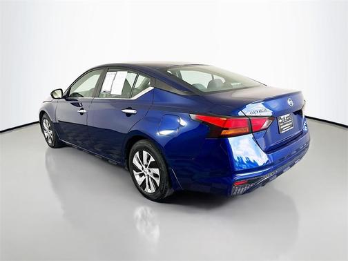 2022 Nissan Altima 2.5 S