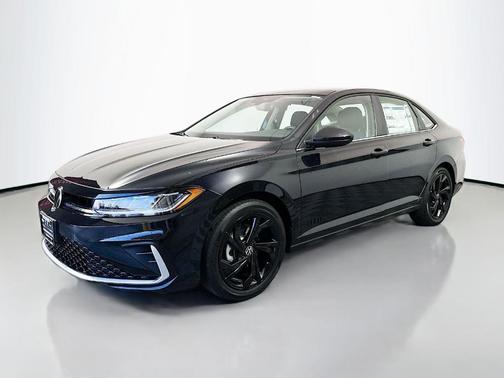 Deep Black Pearl 2026 Volkswagen Jetta 1.5T SE
