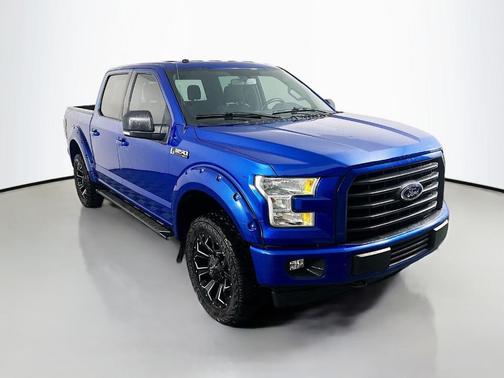 Lightning Blue 2017 Ford F-150 XLT