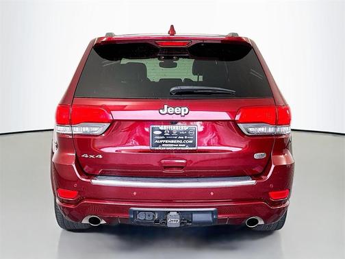 2020 Jeep Grand Cherokee Overland