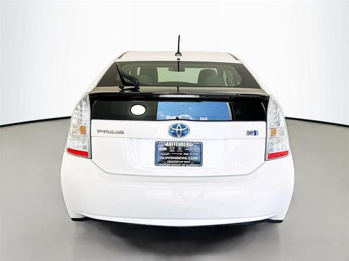 2011 Toyota Prius II