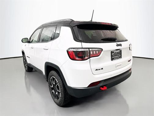 2026 Jeep Compass Trailhawk