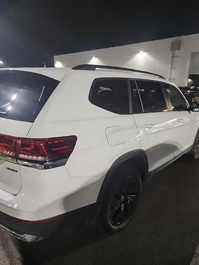 2024 Volkswagen Atlas 2.0T SE