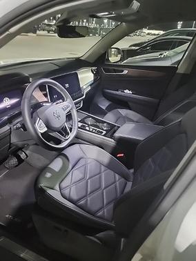 2024 Volkswagen Atlas 2.0T SE