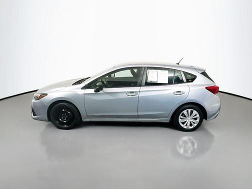 Ice Silver Metallic 2022 Subaru Impreza Base