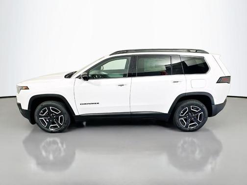 Bright White Clearcoat 2026 Jeep Cherokee LAREDO/LIMITED