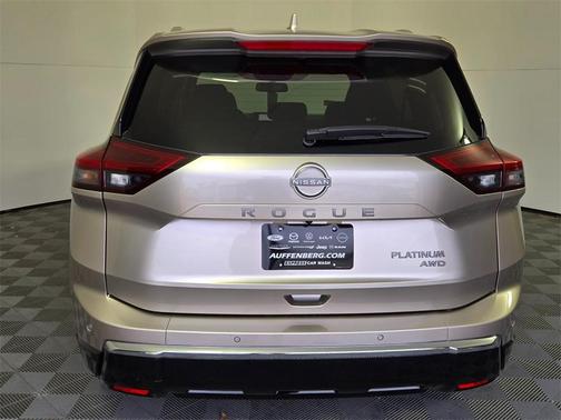 2025 Nissan Rogue Platinum