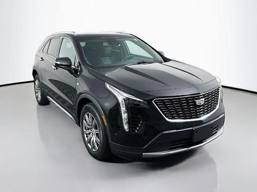 Stellar Black Metallic 2022 Cadillac XT4 Premium Luxury