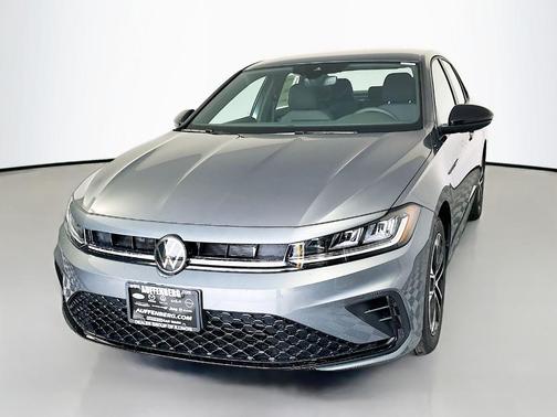Platinum Gray Metallic 2026 Volkswagen Jetta 1.5T Sport