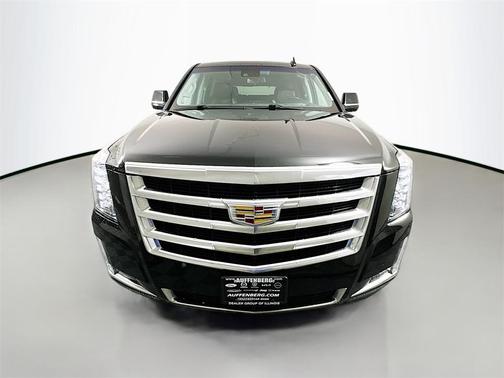 2020 Cadillac Escalade Luxury