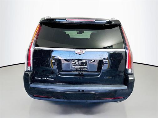 2020 Cadillac Escalade Luxury