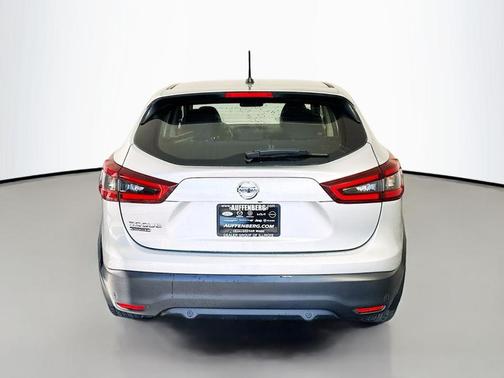 2022 Nissan Rogue Sport S