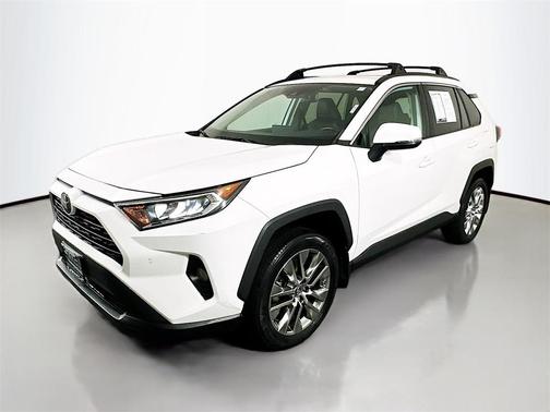 2019 Toyota RAV4 XLE Premium