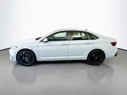 Monument Gray 2026 Volkswagen Jetta 1.5T SE