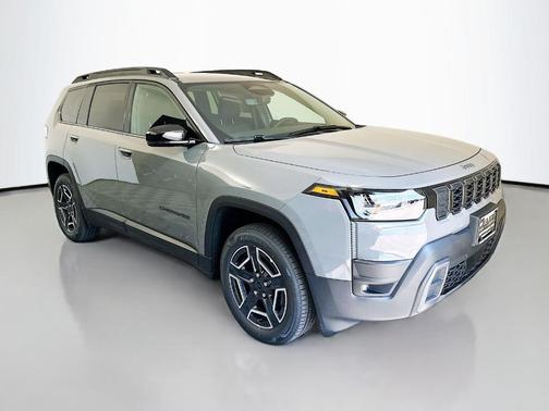 Sting Gray Clearcoat 2026 Jeep Cherokee LAREDO/LIMITED