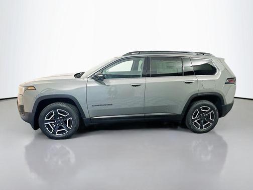 Sting Gray Clearcoat 2026 Jeep Cherokee LAREDO/LIMITED