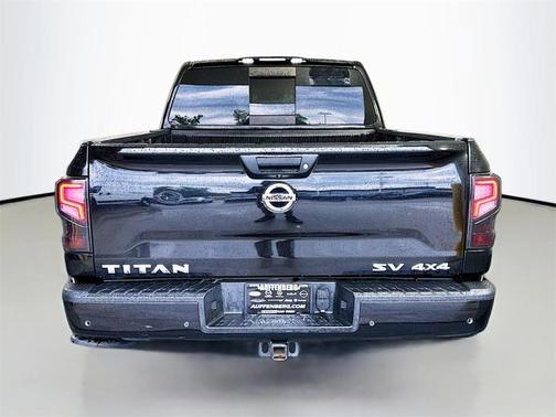 2020 Nissan Titan SV