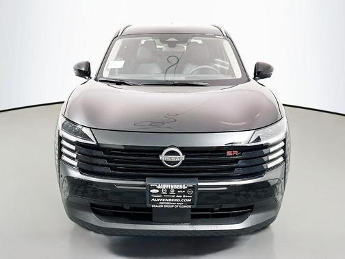 Super Black 2026 Nissan Kicks SR