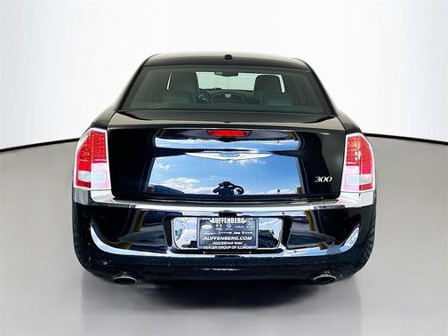2013 Chrysler 300 Base