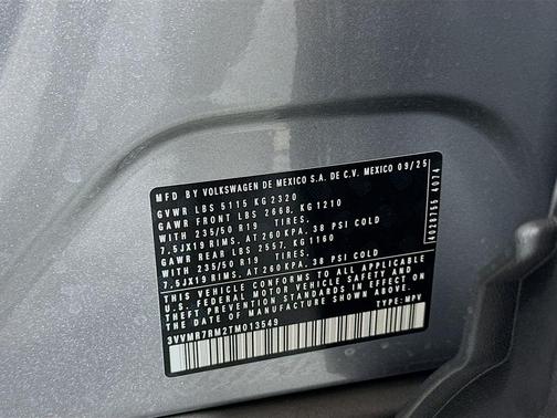 2026 Volkswagen Tiguan 2.0T SE