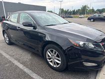 Ebony Black 2013 Kia Optima LX