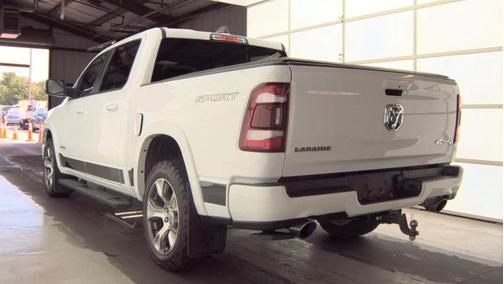 Bright White Clearcoat 2020 RAM 1500 Laramie